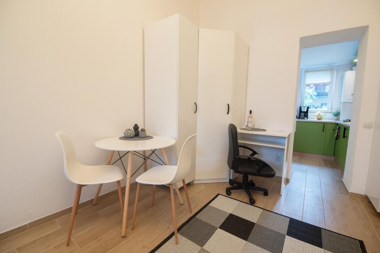 קלוז'-נאפוקה Central Bright Apartment מראה חיצוני תמונה
