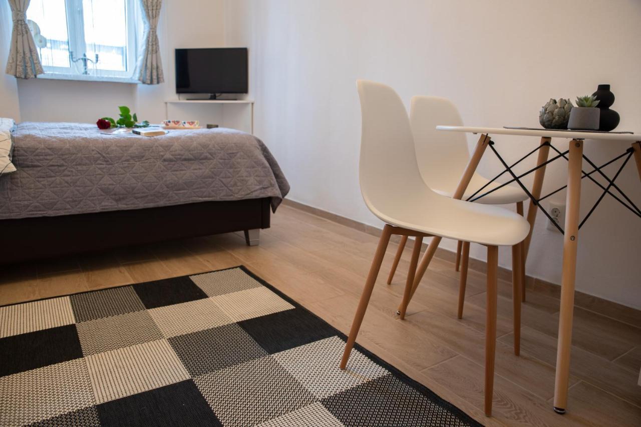קלוז'-נאפוקה Central Bright Apartment מראה חיצוני תמונה